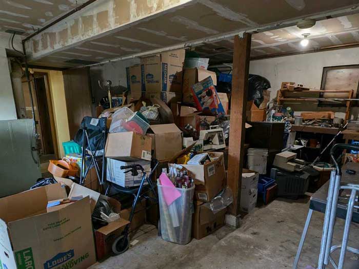 Auburn Helping Hoarder