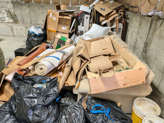 Auburn Helping Hoarders